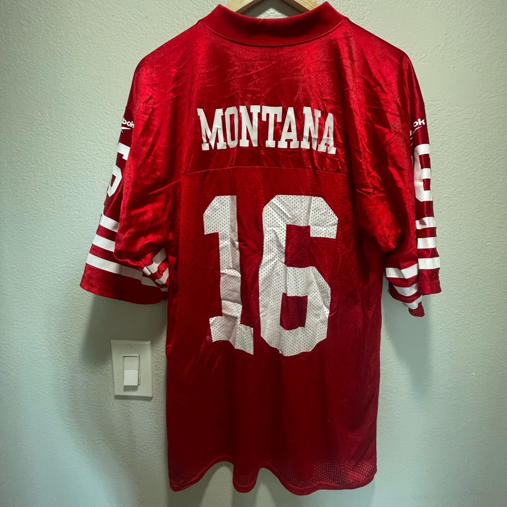 Authentic Joe Montana San Francisco 49ers Reebok NFL Throwbacks Jersey, Size M.
